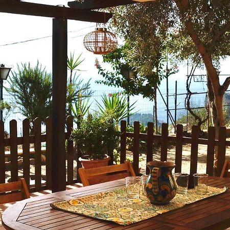 Casa Vacanze Marale Castelmola Esterno foto